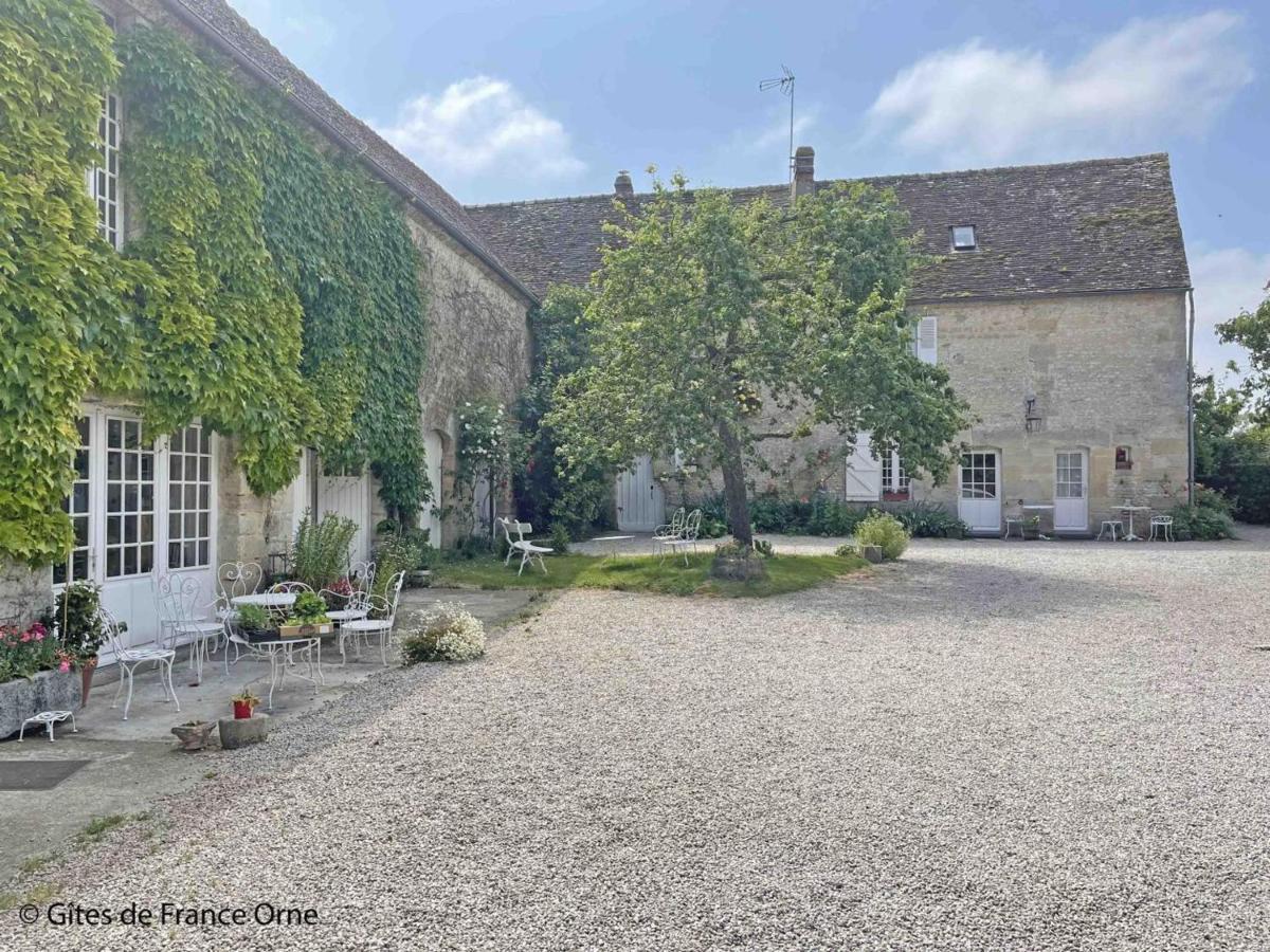 Gîte Sarceaux, 4 pièces, 7 personnes - FR-1-497-131 Extérieur photo
